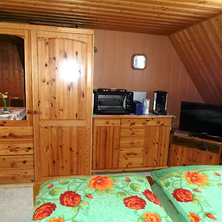 Zum Hecht Pensionat 3*